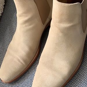 Taft Camel Jude Chelsea Boot - Size 11